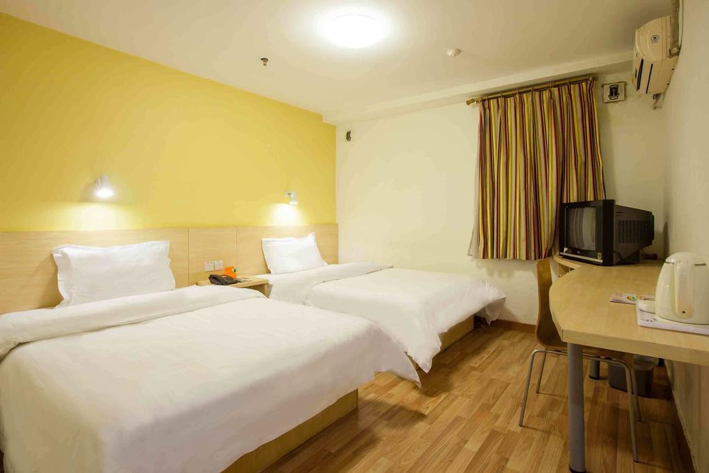 7Days Inn Nanchang Hongdu North Avenue Qingshan Lake Room photo